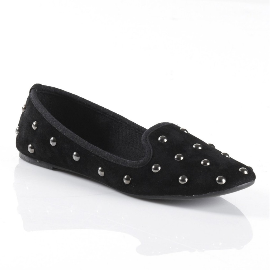 slippers cloutés noirs