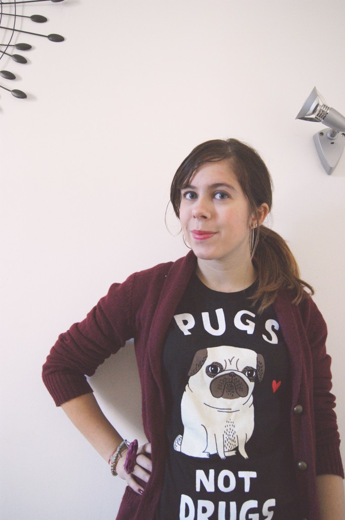 tee-shirt pugs not drugs urban outfitters