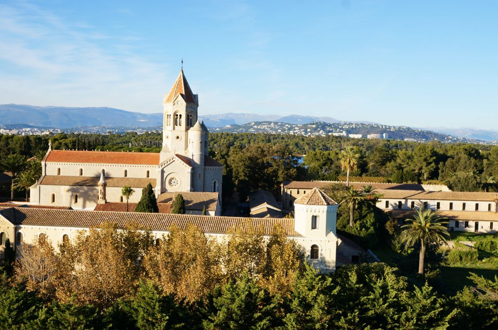 ile saint honorat cannes Le So Girly Blog