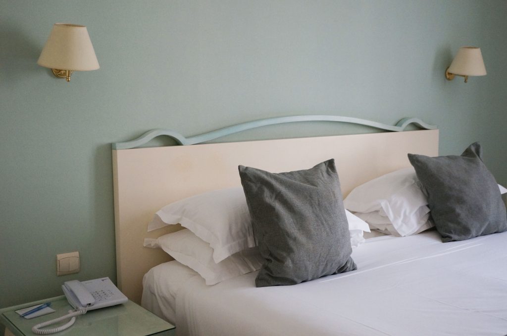 hotel etoile saint ferdinand paris happyculture