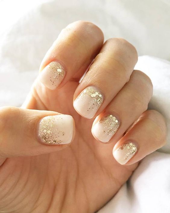 vernis à ongles paillettes