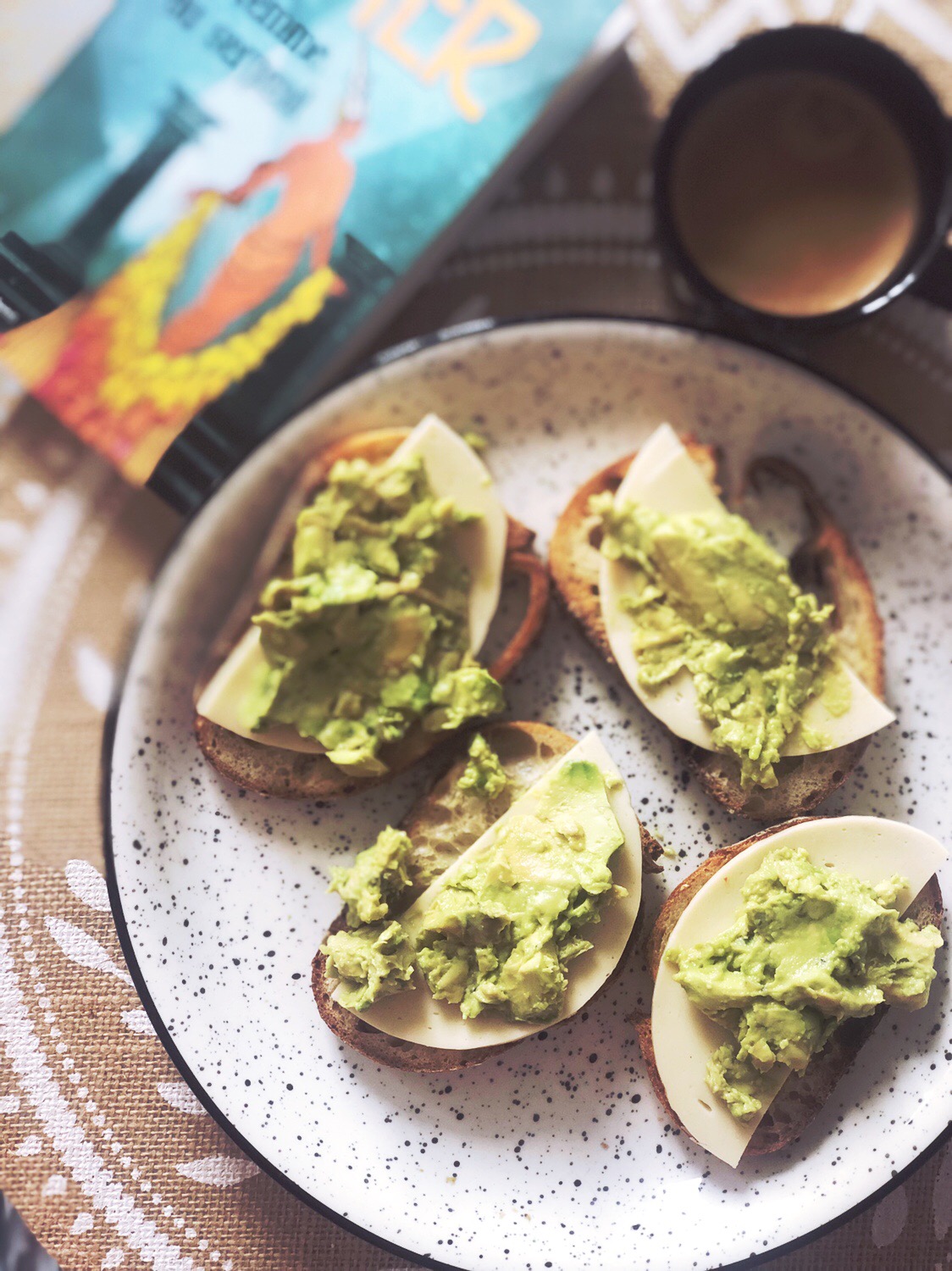 avocado toast vegan