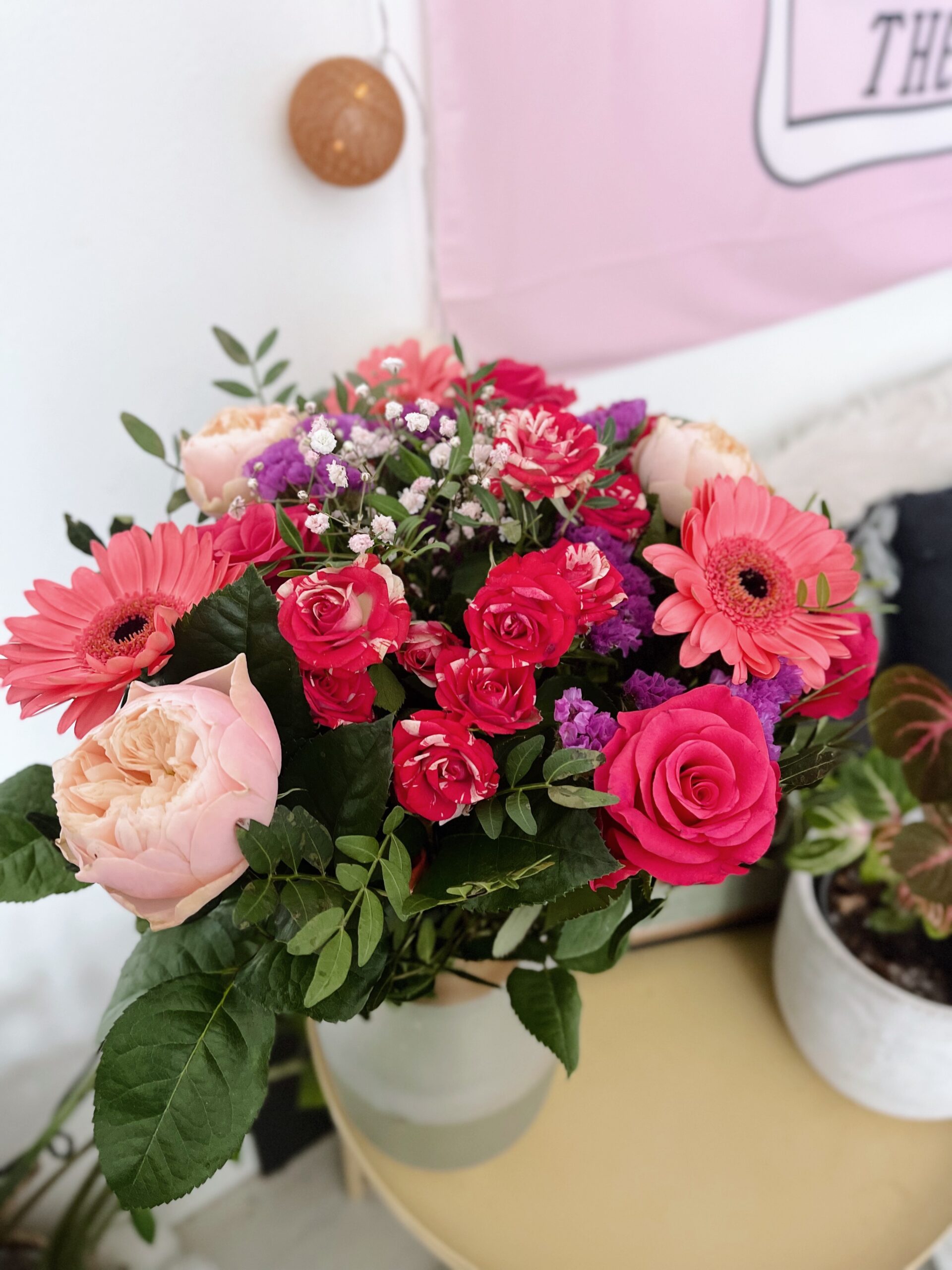 Bouquet de fleur empreintes de main pour la fête des mères - Les
