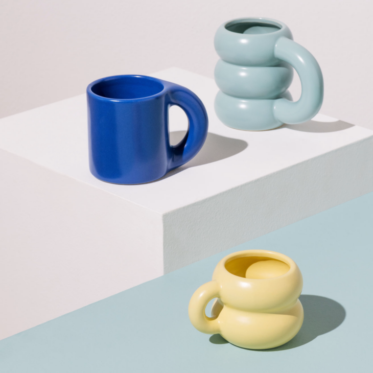 mug en grès bleu arrondi maisons du monde