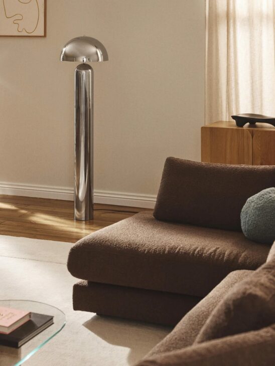 lampadaire design chromé effet rétro