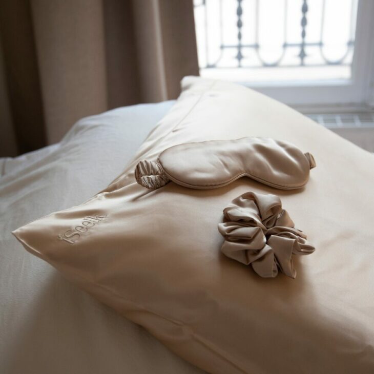 taie d'oreiller pour cheveux abimés