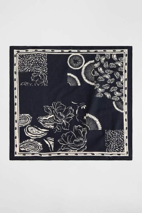 foulard noir et blanc