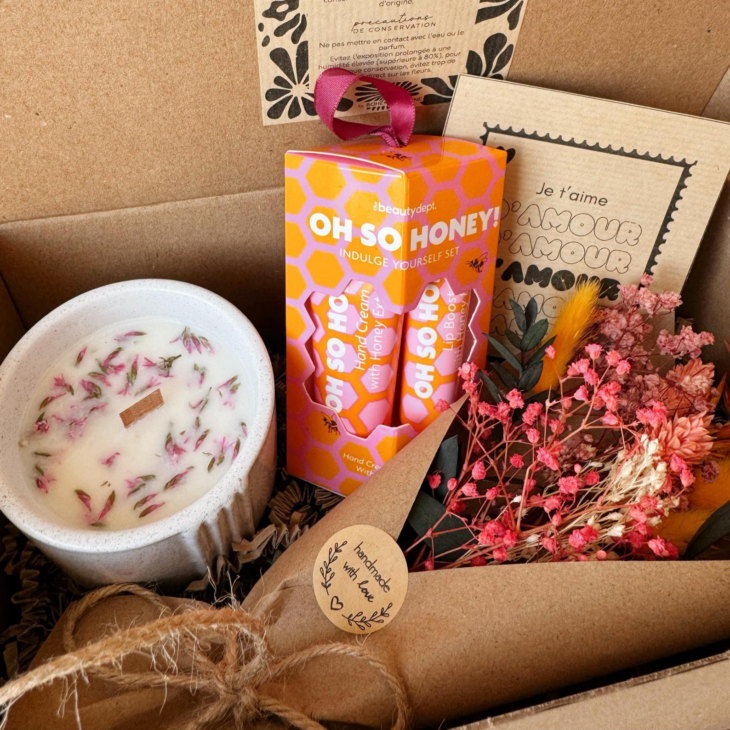 box cadeau bougie et fleurs séchées