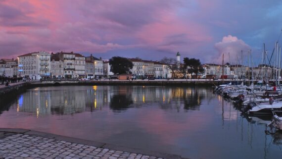 connaître les services utiles à la rochelle