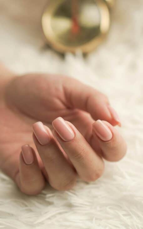 prendre soin de ses ongles des mains et des pieds à la maison